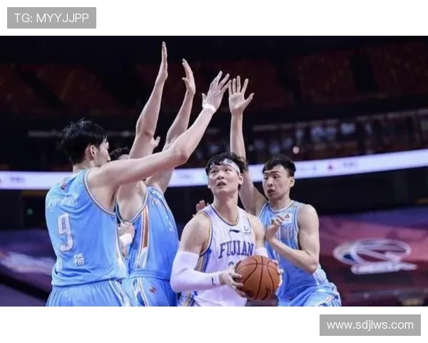 广州篮球队的控制策略分析与未来发展展望