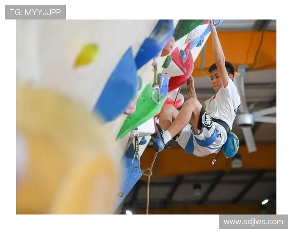 赛后复盘分析上海攀岩队与北京攀岩队的竞技状态与表现对比