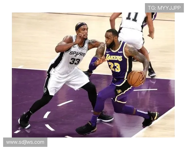 2007年湖人与马刺季后赛激战回顾：传奇对决与篮球智慧的碰撞