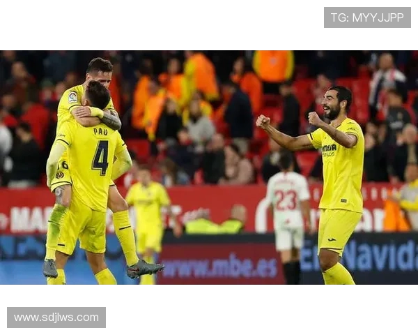 奎维利与阿雅的精彩对决揭示了足球战术与团队协作的重要性