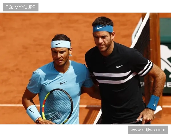 德尔波特罗与纳达尔的巅峰对决回顾与精彩瞬间分析