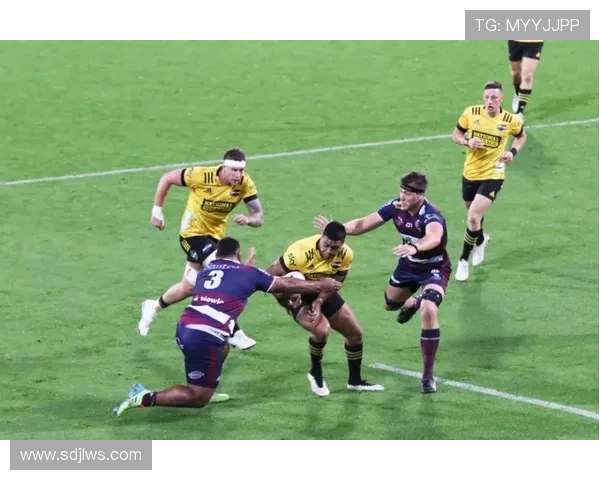 欧文在斋月绝杀时刻赛后分享信仰力量的深刻感悟与情感体验