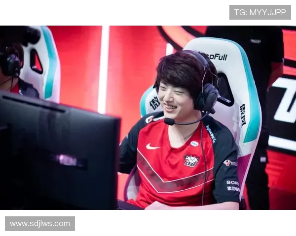 JDG战队崛起之路:从默默无闻到英雄联盟顶尖强队的成长历程